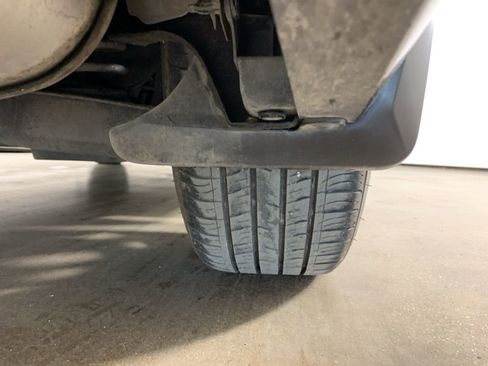 Used 2023 Toyota Camry LE w/ Convenience Package image 39