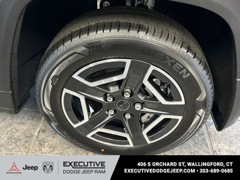 New 2026 Jeep Cherokee Laredo AWD/4WD image 6