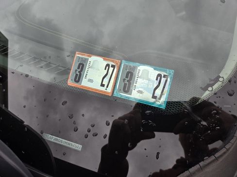 Used 2017 Jeep Cherokee Limited image 19