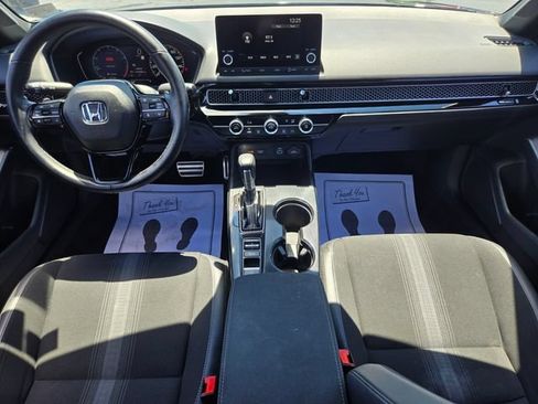 Used 2023 Honda Civic Sport image 19