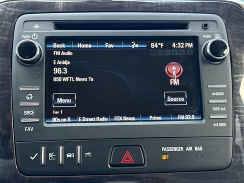 Used 2017 Buick Enclave Convenience FWD image 21