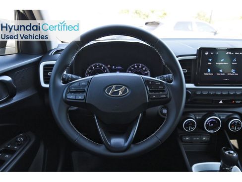 Certified 2022 Hyundai Venue Limited w/ Cargo Package FWD image 16