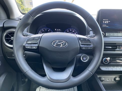 Used 2023 Hyundai Kona SEL w/ Convenience Package image 18