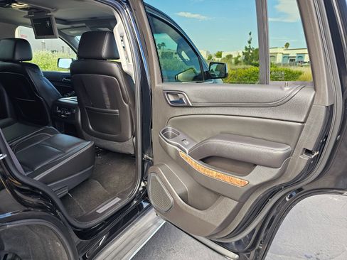 Used 2015 Chevrolet Tahoe LTZ AWD/4WD image 34