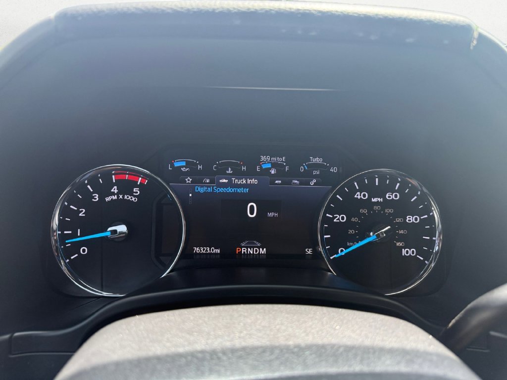 Used 2020 Ford F250 Platinum w/ FX4 Off-Road Package AWD/4WD image 20
