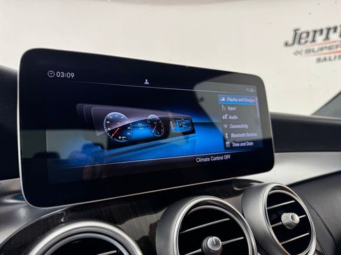 Used 2020 Mercedes-Benz C 300 Sedan image 23
