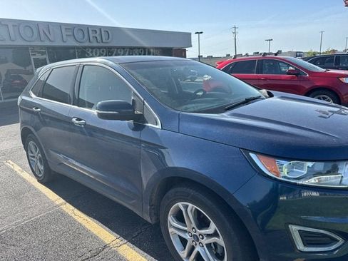 Used 2017 Ford Edge Titanium w/ Technology Package AWD/4WD image 4
