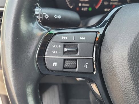 Used 2023 Honda CR-V EX-L image 18