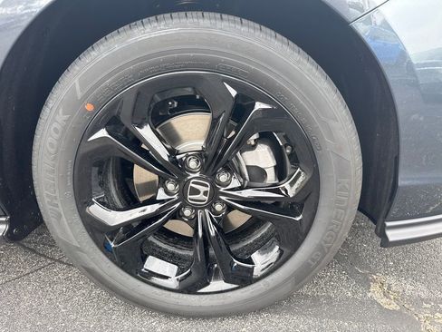 New 2025 Honda Accord SE image 14