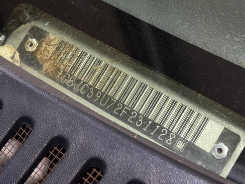 Used 2002 Chevrolet Silverado 3500 4X2 4dr Extended Cab image 72