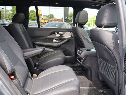 Certified 2024 Mercedes-Benz GLS 450 4MATIC image 28