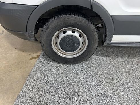 Used 2017 Ford Transit 250 148 Low Roof image 22