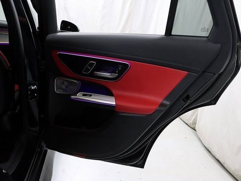 Certified 2025 Mercedes-Benz GLC 300 4MATIC image 30