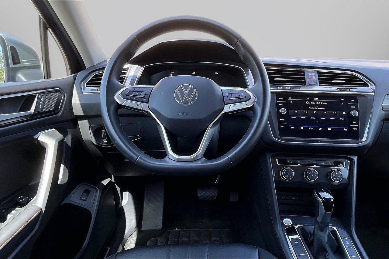 Used 2024 Volkswagen Tiguan Wolfsburg Edition FWD image 11