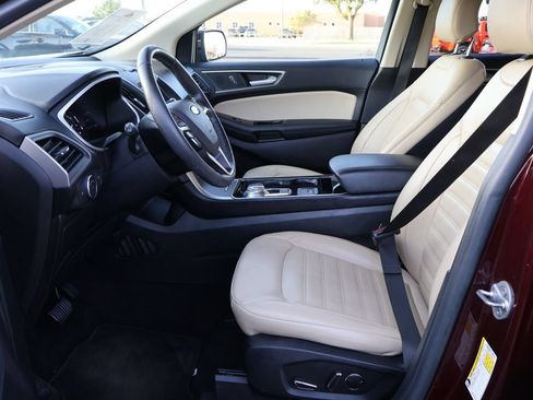Used 2019 Ford Edge SEL w/ Equipment Group 201A FWD image 28