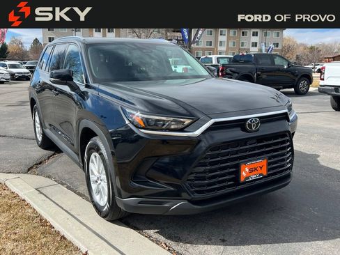 Used 2025 Toyota Grand Highlander XLE image 6