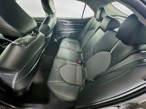 Used 2024 Toyota Camry SE image 26