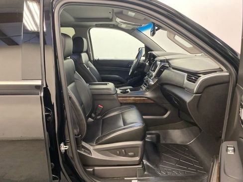 Used 2015 Chevrolet Tahoe LT w/ Luxury Package AWD/4WD image 29