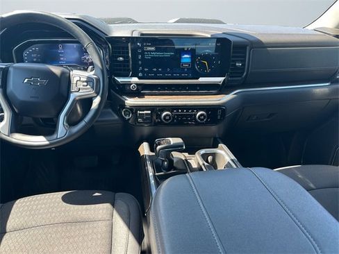Used 2024 Chevrolet Silverado 1500 LT Trail Boss image 10