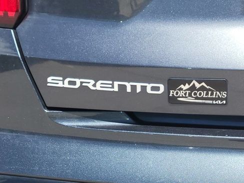 Used 2023 Kia Sorento SX AWD/4WD image 19