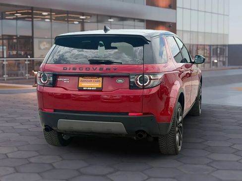 Used 2017 Land Rover Discovery Sport HSE AWD/4WD image 9