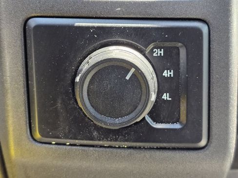 Certified 2019 Ford F250 XL w/ STX Appearance Package AWD/4WD image 11