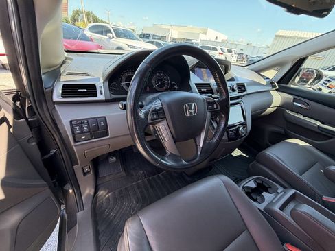 Used 2016 Honda Odyssey EX-L image 17