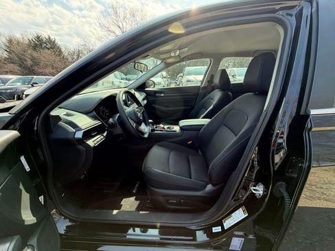 Used 2025 Nissan Altima 2.5 SV image 27