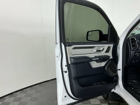 Used 2022 RAM 1500 Limited AWD/4WD image 14
