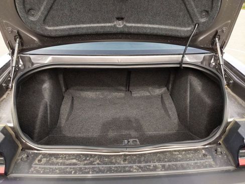 Used 2021 Dodge Challenger R/T Scat Pack RWD image 38