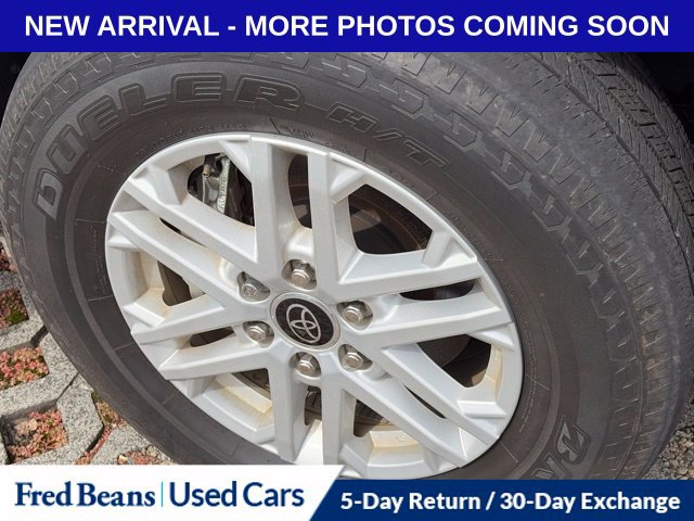 Used 2023 Toyota Tundra SR5 w/ SR5 Premium Package AWD/4WD image 11