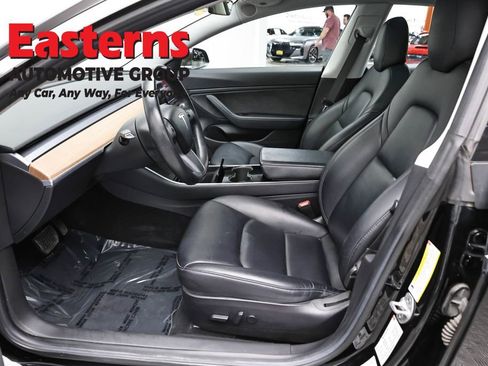 Used 2018 Tesla Model 3 Long Range AWD/4WD image 14