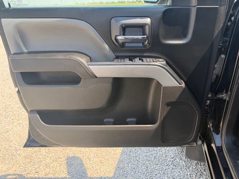 Used 2018 Chevrolet Silverado 1500 LT w/ All Star Edition AWD/4WD image 11