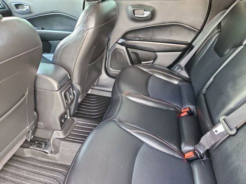 Used 2019 Jeep Compass Limited AWD/4WD image 17
