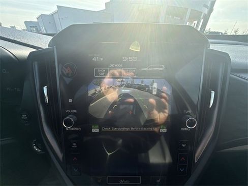 Certified 2025 Subaru Forester Limited w/ Popular Package image 17