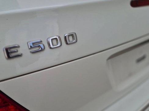 Used 2005 Mercedes-Benz E 500 Sedan image 20