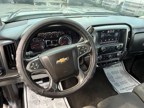 Used 2015 Chevrolet Silverado 2500 LT w/ LT Convenience Package image 12