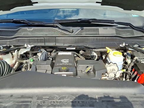 Used 2024 RAM 3500 Limited AWD/4WD image 28