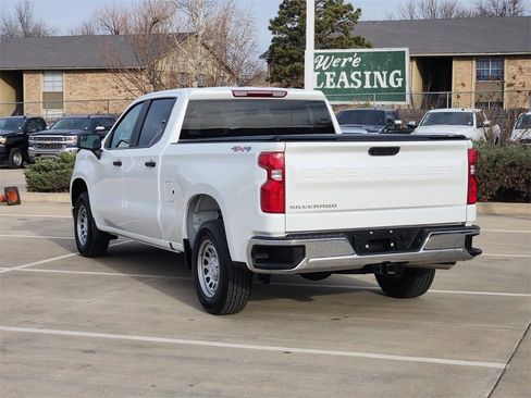 Used 2025 Chevrolet Silverado 1500 W/T w/ WT Value Package image 5