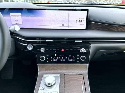 Certified 2025 Genesis G80 2.5T Advanced image 13