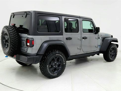 Used 2023 Jeep Wrangler Unlimited w/ 8.4" Radio Group AWD/4WD image 5