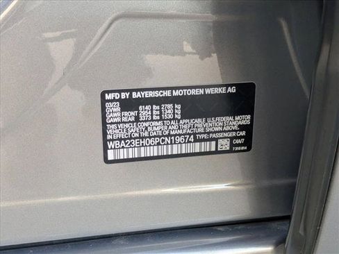 Used 2023 BMW 740i image 27