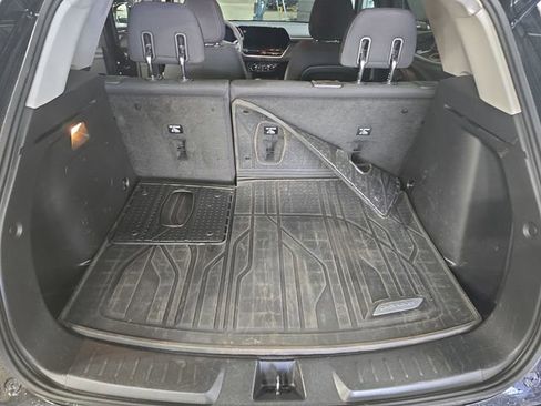 Used 2024 Chevrolet TrailBlazer LT w/ Driver Confidence Package image 12