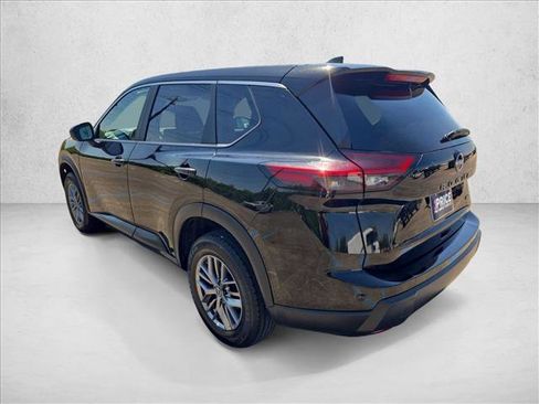 Used 2024 Nissan Rogue S AWD/4WD image 8