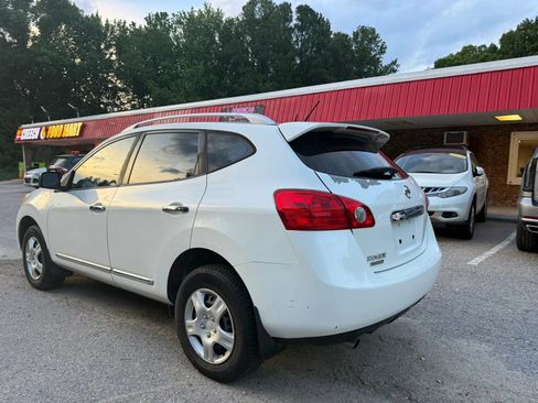 Used 2015 Nissan Rogue S w/ Convenience Package FWD image 3
