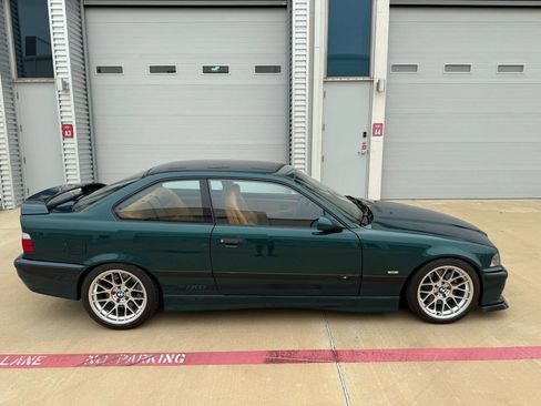 Used 1997 BMW M3 Coupe image 6