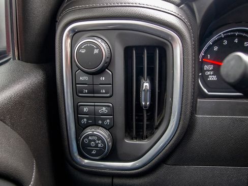 Used 2019 Chevrolet Silverado 1500 LTZ image 23