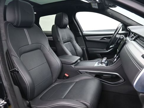 Used 2021 Jaguar F-PACE R-Dynamic S image 26