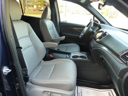 Used 2023 Honda Passport EX-L image 44