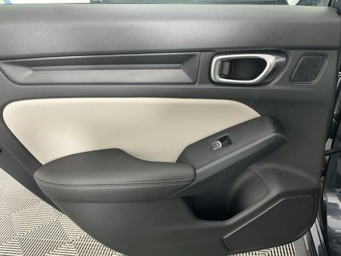 Certified 2024 Honda Civic EX-L image 9